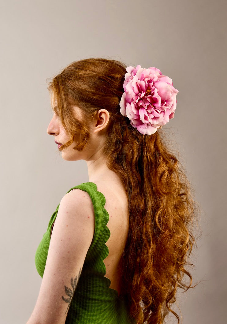 Bellatrix Wild Rose — Deep Pink Claw Clip