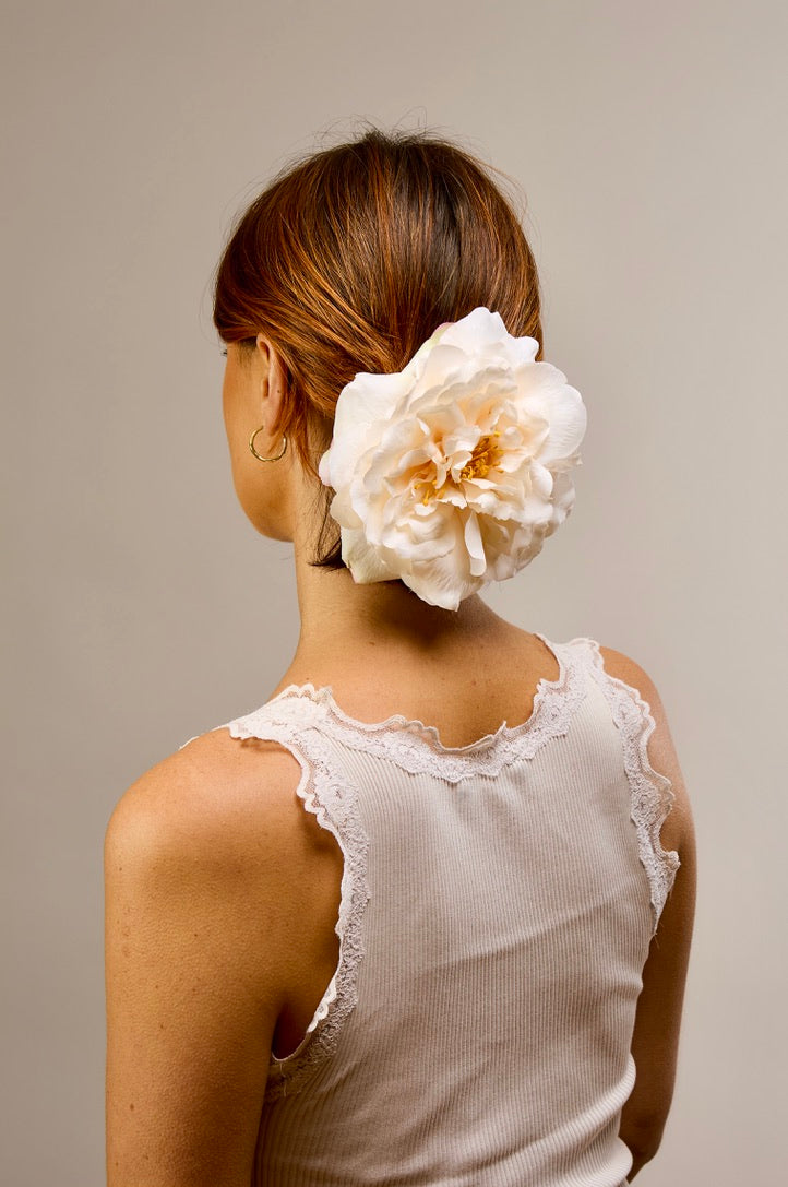 Bellatrix Wild Rose — White Barrette