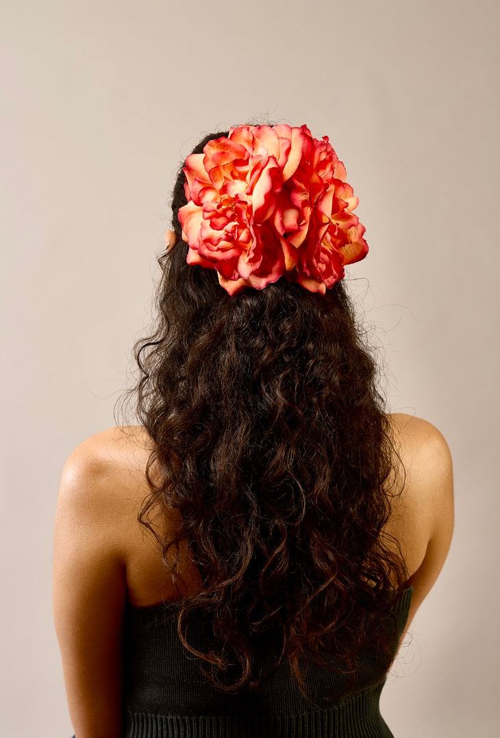 Bellatrix Wild Rose — Orange Claw Clip