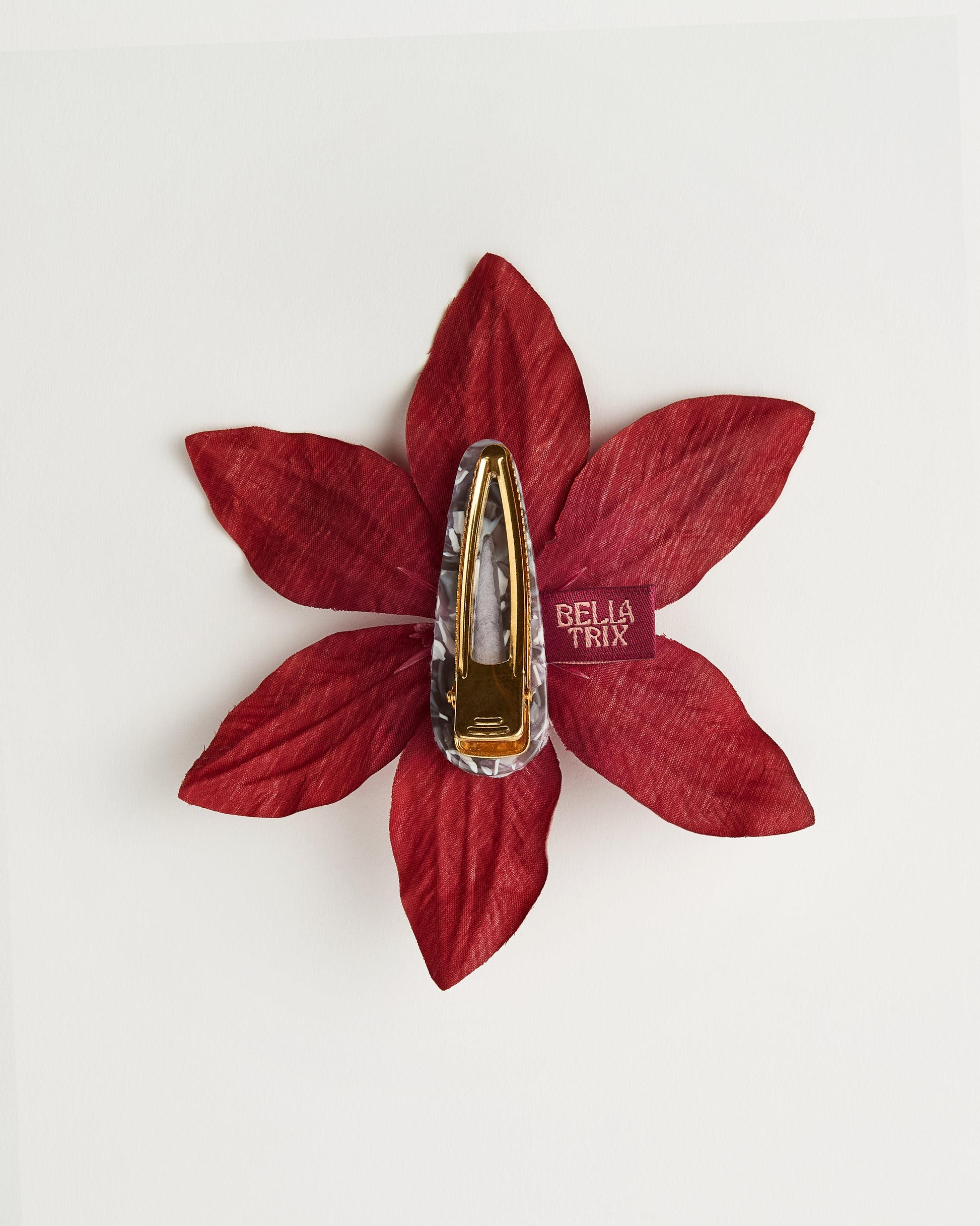 Luna Clematis — Mauve Slide Clip